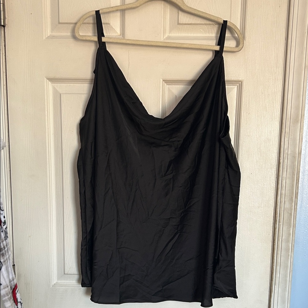 Torrid deep black Satin Cowl Neck Cami size 4X - Picture 4 of 8